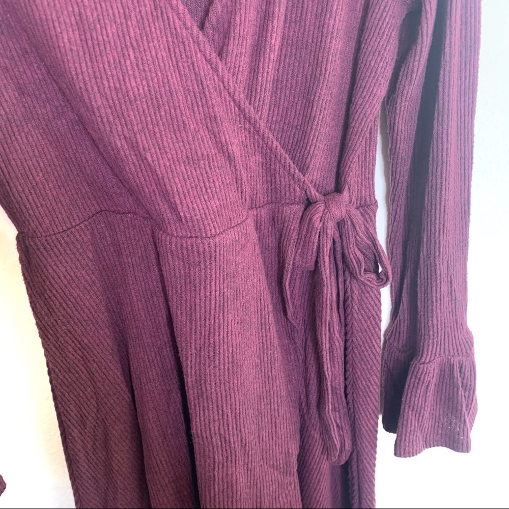 NWT Xhilaration Long bell sleeve Knit Wrap Dress - Picture 4 of 5